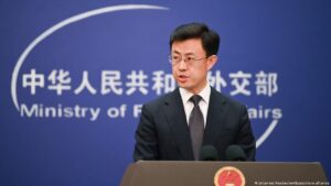 China apela al «beneficio mutuo» con Canadá tras presiones