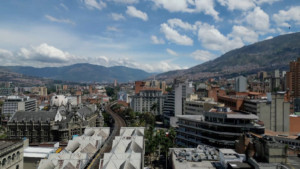 Ciudadano estadounidense habría sido asesinado por su pareja sentimental en Medellín en medio de una riña: los detalles del caso