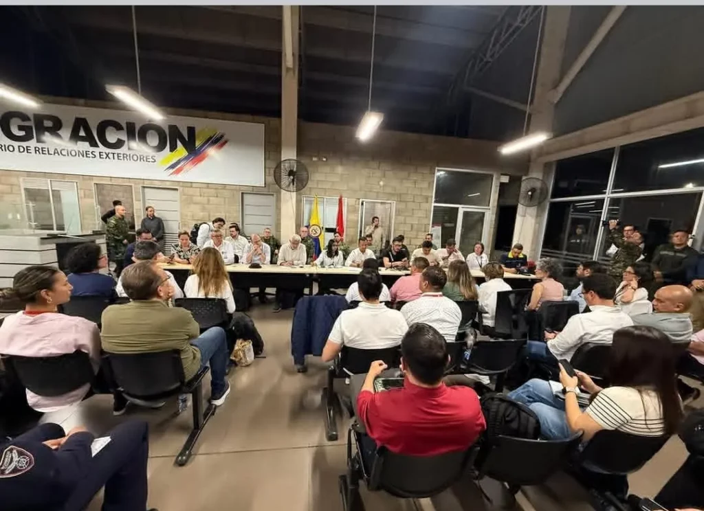 Colombia instala Puesto de Mando Unificado en frontera por situación en Venezuela
