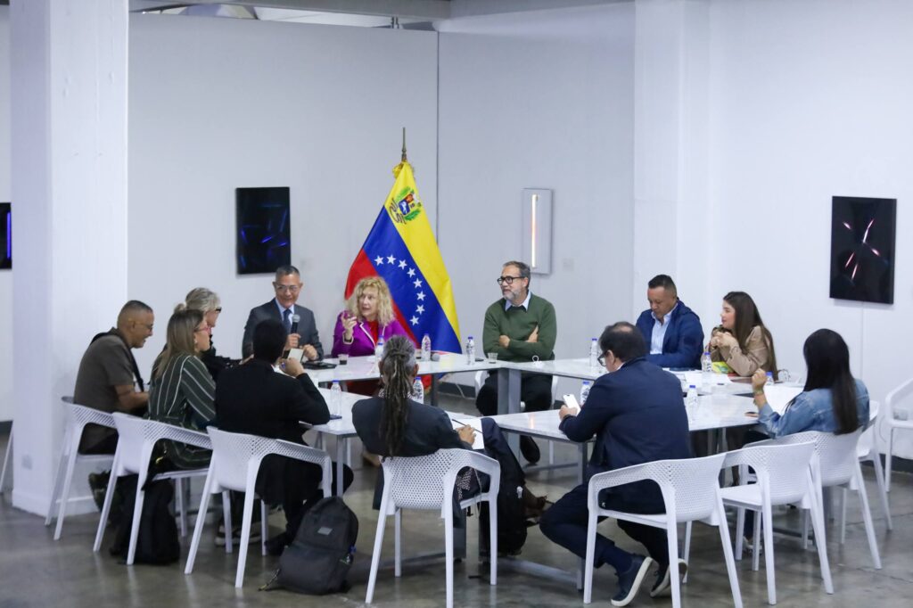 Comisión del Programa por la Paz y la Convivencia Democrática