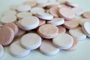 Cómo descontaminar agua en una emergencia