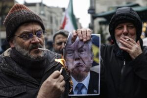 Consejo de DD HH de la ONU debatirá represión en Irán