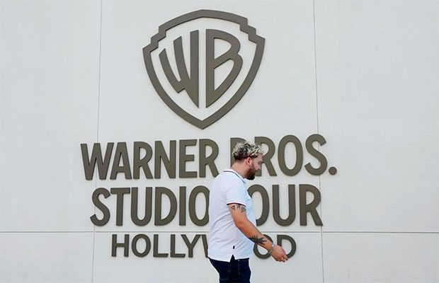 Consejo de Warner rechaza la última oferta de Paramount y apuesta por fusión con Netflix