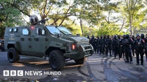 Declaran estado de sitio en Guatemala después de producirse motines en tres cárceles y del asesinato de 8 policías