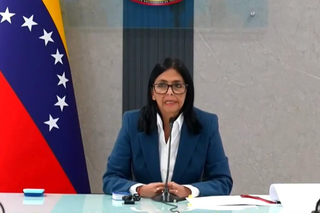 Delcy Rodríguez: Maduro es el «único presidente de Venezuela»