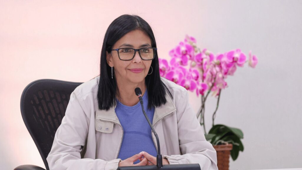 Delcy Rodríguez afirma que decisión de abrir embajadas con EE.UU. es “denunciar la agresión” del 3 de enero en Venezuela - AlbertoNews