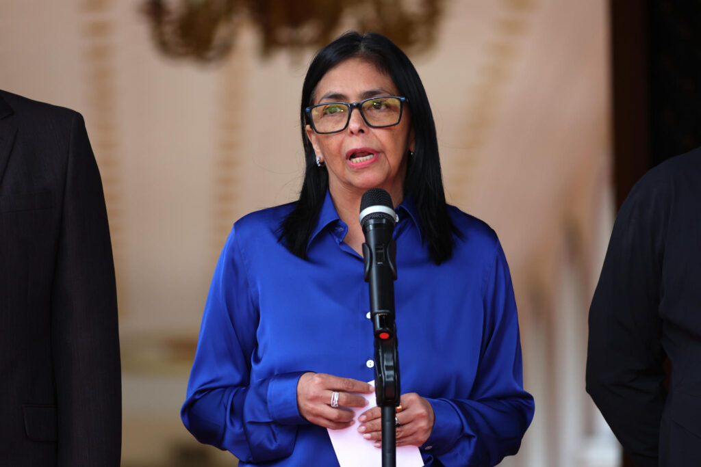Delcy Rodríguez confirmó "larga y productiva" conversación telefónica con Donald Trump