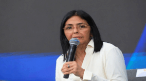 Delcy Rodríguez está en territorio venezolano