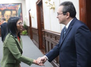 Delcy Rodríguez habló con cuerpo diplomático de la UE, Reino Unido y Suiza sobre nuevas "vías de diálogos"