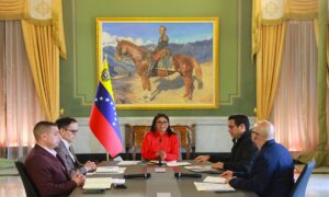 Delcy Rodríguez prometió generación de divisas en Venezuela con producción de oro y hierro (VIDEO)