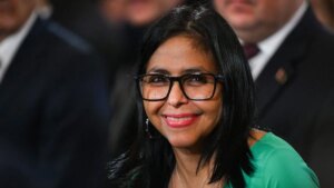 Delcy Rodríguez y el chavismo prometen rescatar a Nicolás Maduro y sostener la gobernabilidad