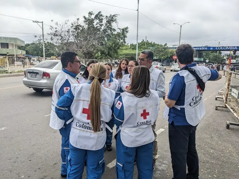Delegado de la Cruz Roja Internacional visita el puente Simón Bolívar
