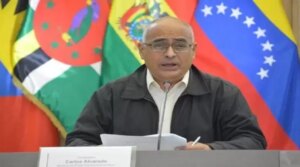 Designan al doctor Carlos Alvarado nuevo presidente del IVSS