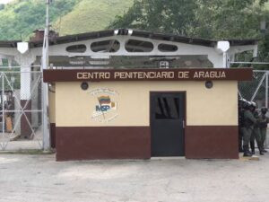 Difundieron listas de algunos presos políticos excarcelados de Tocorón la madrugada del #1Ene