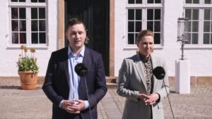 Dinamarca insiste en que la soberanía de Groenlandia no es negociable y la isla avisa de que la OTAN no tiene mandato para negociar | elperiodico.com