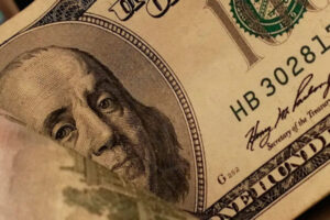Dólar oficial aumentó menos de 1% y se cotizará en Bs.339,15 este 15 de enero