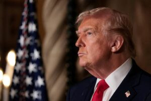 Donald Trump anunció la cancelación de una segunda ola de ataques en Venezuela tras la liberación de presos políticos