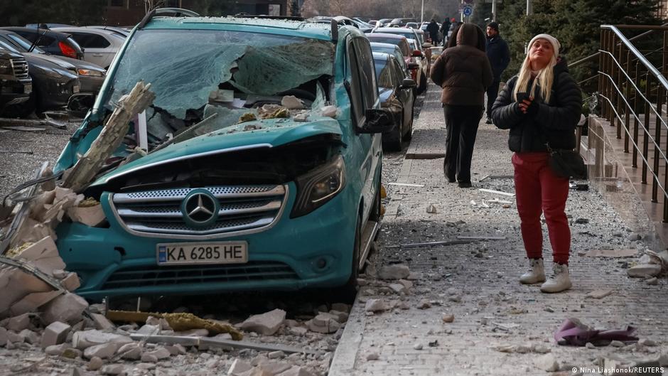 Dos muertos en ataque ruso a la red eléctrica en Odesa