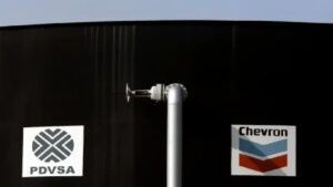 EEUU afirma que grandes petroleras aumentarán “de inmediato” su inversión en Venezuela