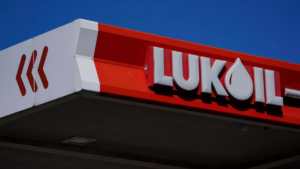 EEUU consigue que la rusa Lukoil venda activos a compañía estadounidense, pero hay cautela de petroleras para invertir en Venezuela