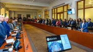 EE.UU. defiende su intervención en Venezuela ante una OEA dividida