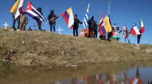EEUU eleva el incentivo para que los migrantes se «autodeporten»
