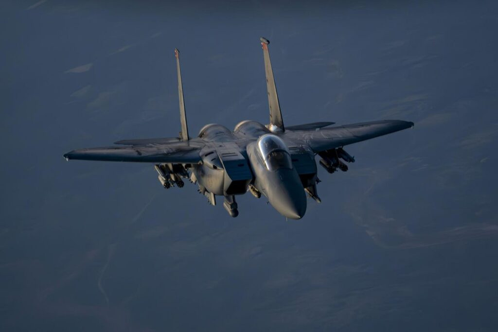 EEUU realiza "ataques a gran escala" sobre objetivos de Estado Islámico en Siria
