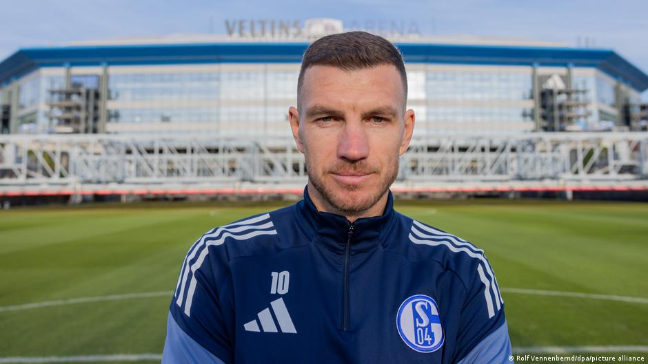 Edin Dzeko, Schalke 04 y el etéreo valor de la nostalgia