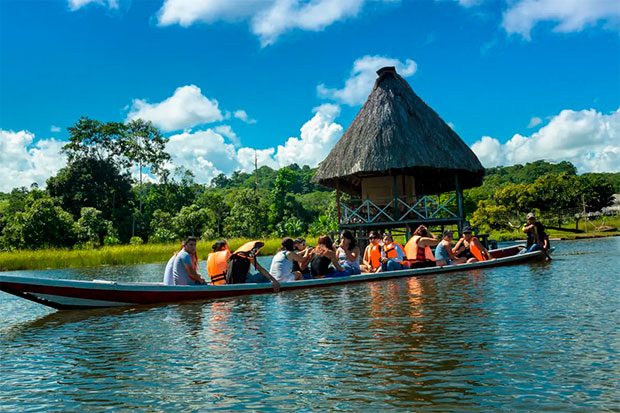 El Amazonas: Un paraíso por descubrir a través del turismo sostenible
