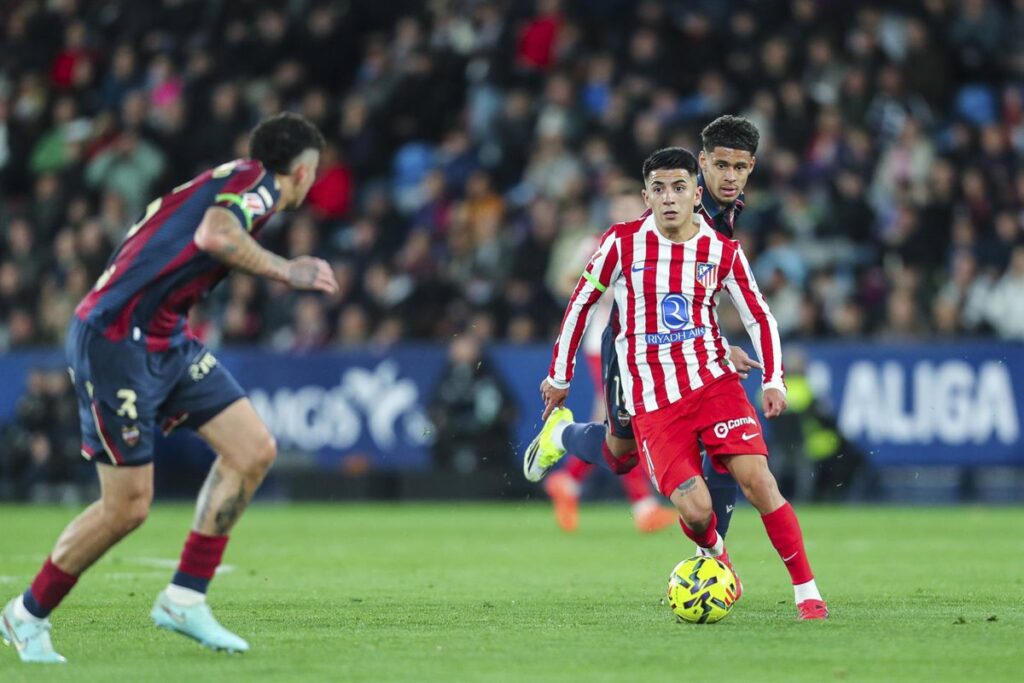 El Atlético tiene otro gatillazo en el Ciutat de València