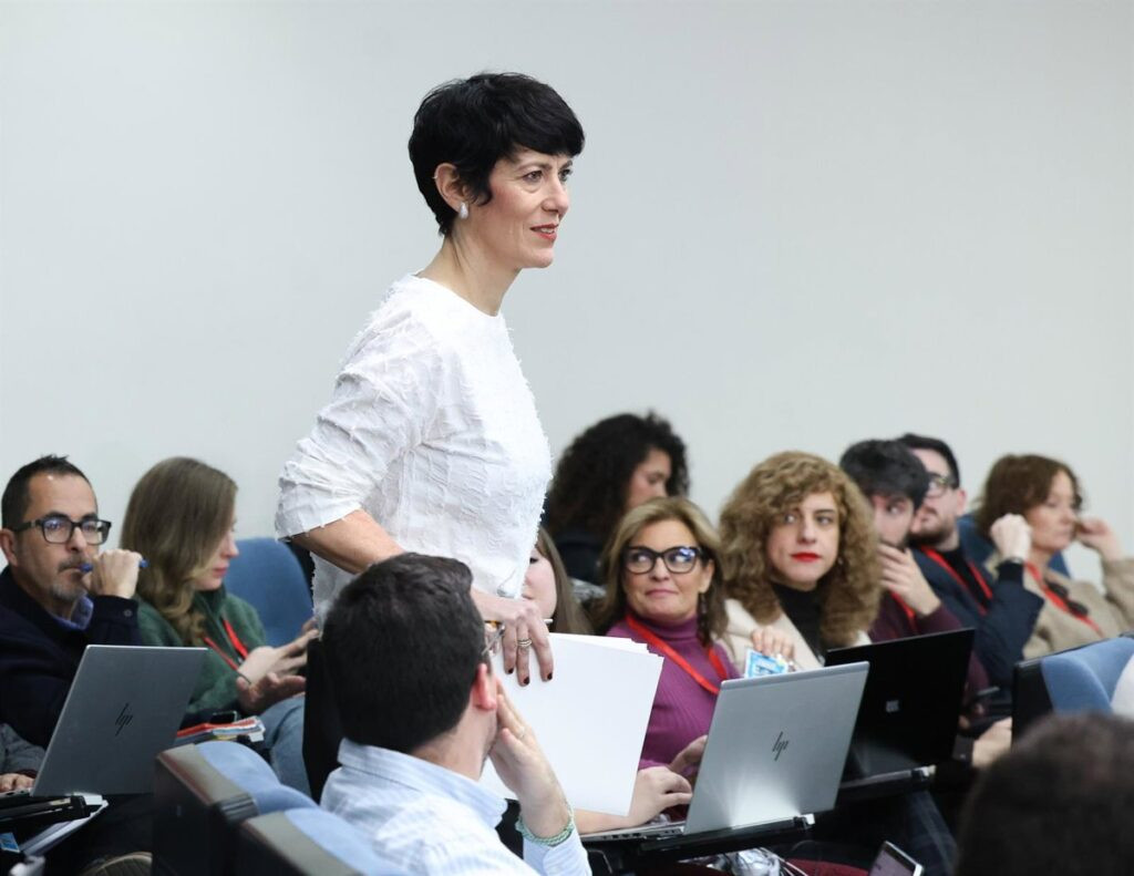 El Gobierno todavía no pedirá apoyo a los grupos para enviar tropas a Ucrania y deja fuera a Vox de la ronda