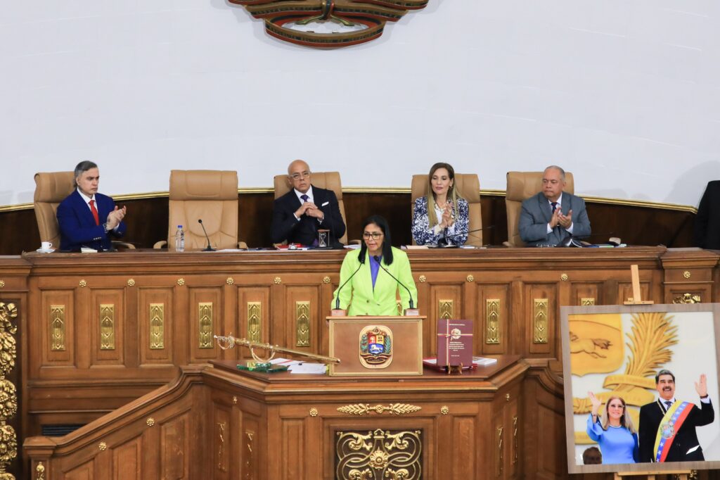 El chavismo busca implementar un nuevo control de precios para "proteger a los consumidores"