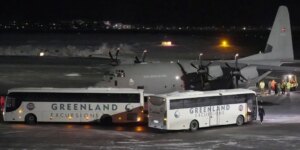 El ‘desembarco’ europeo en apoyo de Groenlandia cabe en dos autobuses