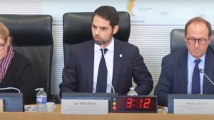 El embajador argentino en Francia frenó una audiencia al ver un mapa que mostraba a las Islas Malvinas como territorio británico