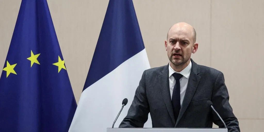 El ministro de Exteriores francés asegura que el orden político europeo «está en peligro»
