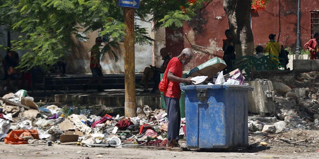 El régimen cubano reconoce que la economía permanece «parcialmente paralizada»