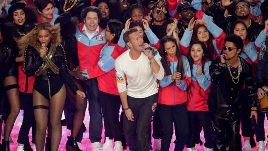 El único venezolano que se ha presentado en el show de medio tiempo del Super Bowl