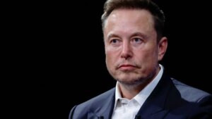 Elon Musk acusó al gobierno del Reino Unido de fascista tras la presión para bloquear imágenes generadas por IA