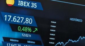 En cinco años dejar el dinero parado en una cuenta ha robado un 25% de su valor