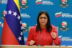 Enrique Ochoa Antich | Por qué apoyo al gobierno de Delcy