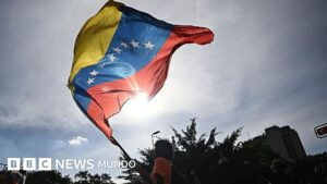 «Es como si un villano te salvara de otro villano»: los venezolanos que no querían a Maduro pero tampoco aceptan a Trump