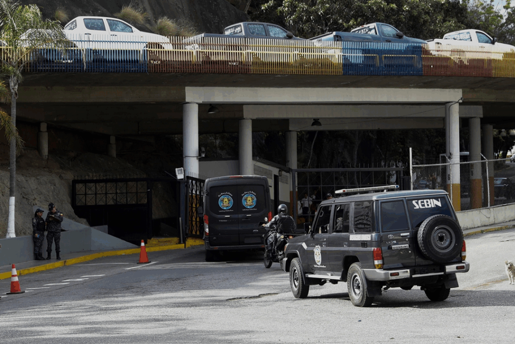 España confirmó la excarcelación de cinco españoles detenidos en Venezuela