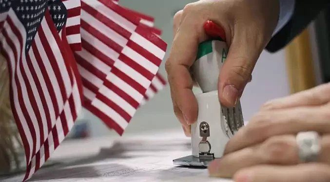 Estados Unidos ya tiene en vigencia norma para retirar o negar asilo por salud