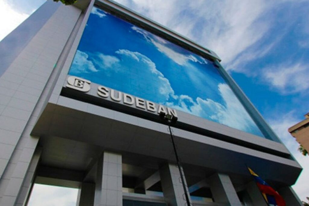 Este lunes #12Ene es feriado bancario