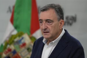 Esteban (PNV) advierte que, si el viernes no se traspasan transferencias a Euskadi, no se quedarán «cruzados de brazos» | europapress.es