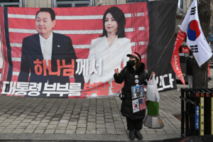 Expresidente surcoreano condenado a cinco años de cárcel
