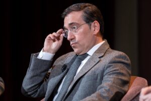Exteriores aconseja a los españoles que se encuentren en Irán que abandonen el país | europapress.es