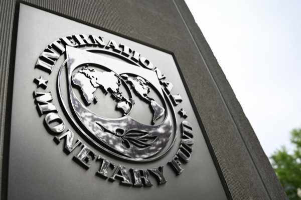 FMI proyecta un crecimiento moderado del 2,2 % para Latinoamérica en 2026