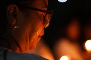 Familiares de presos políticos cumplen 18 días en vigilia a las afueras de El Rodeo I – AlbertoNews