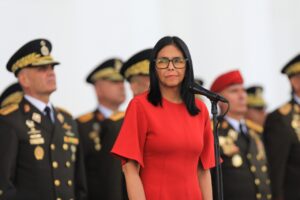 Fanb y Diosdado Cabello juran lealtad a Delcy Rodríguez